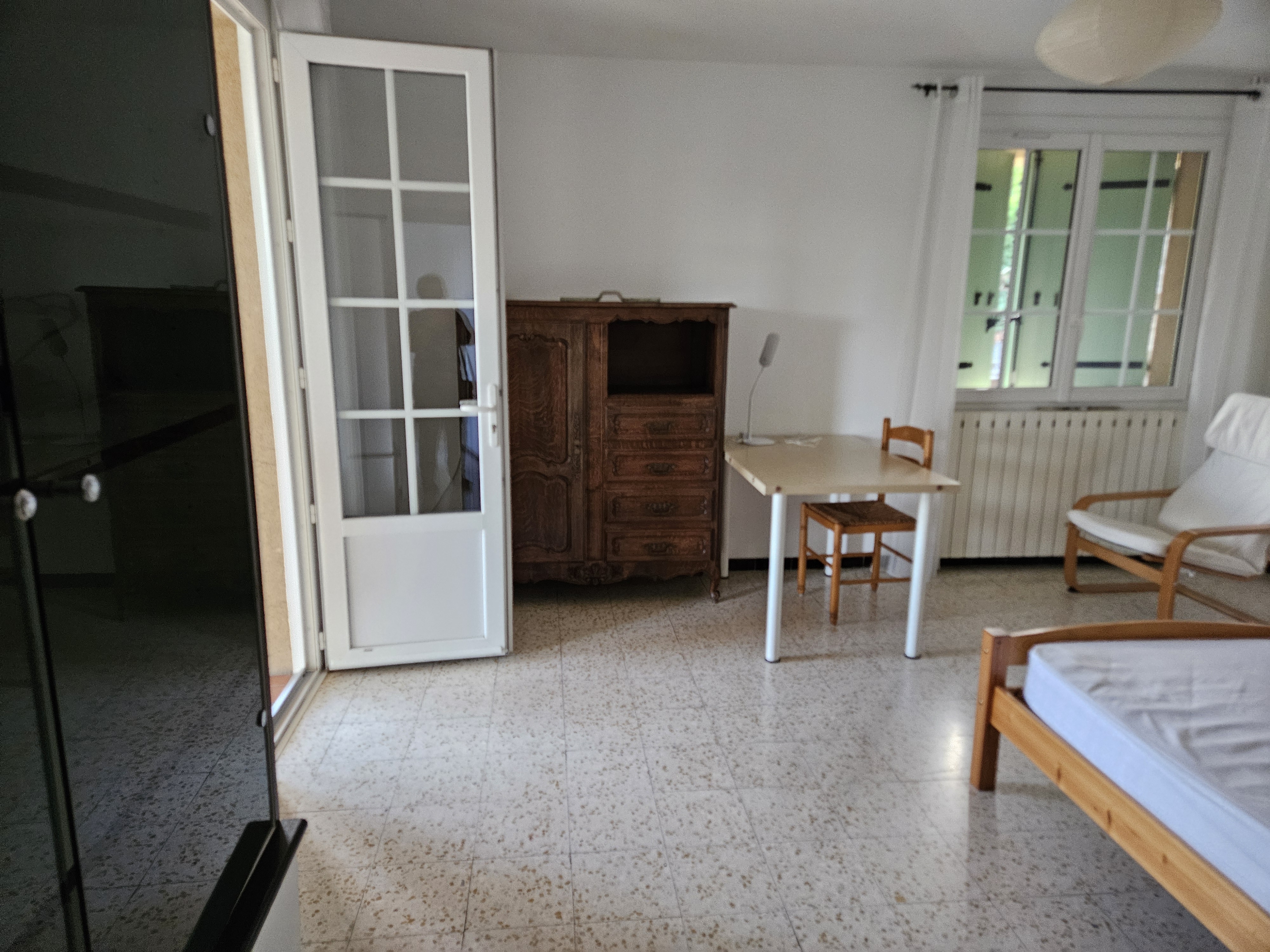 Chambre en colocation proche Montperrin et facultés — photo 5